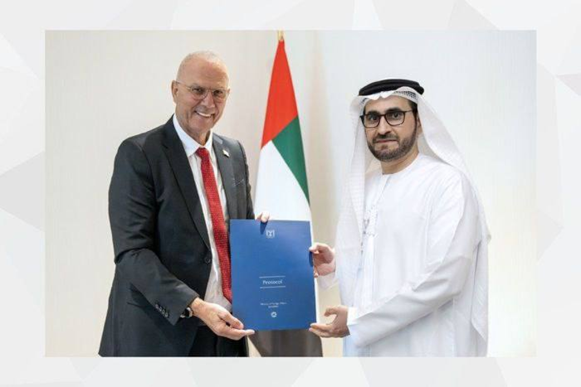 الإمارات تعتمد أوراق سفير دولة الاحتلال الجديد رغم تصاعد التهديدات ومخططات التهجير.