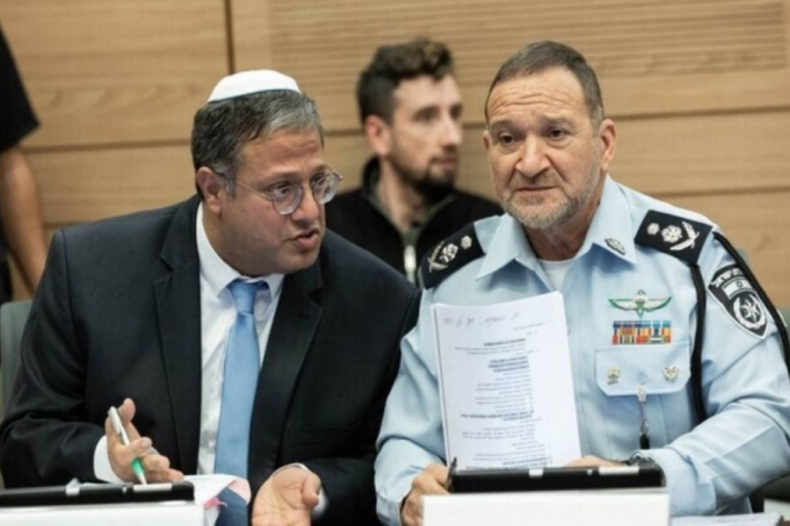  عاجل |  هآرتس: تدهور في العلاقة بين بن غفير ومفوض الشرطة بسبب مواقف من صفقة تبادل